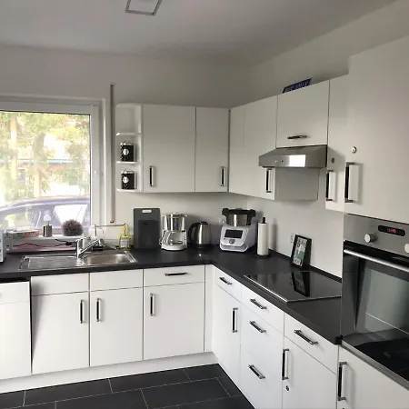 Feriendomizil Haus Willy Mit Wintergarten Und Wallbox Dornum